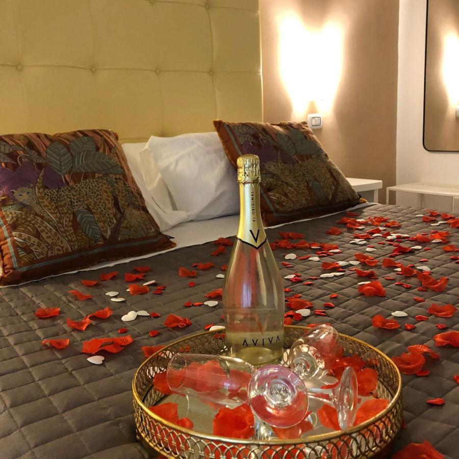 Tiziana'S House Bed & Breakfast Салерно Екстериор снимка