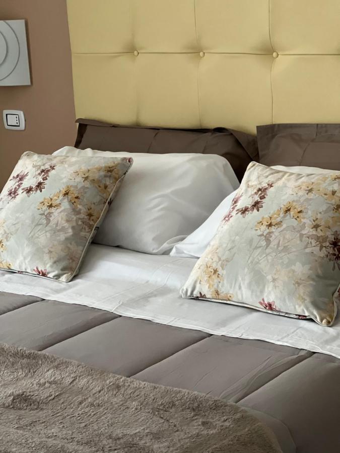 Tiziana'S House Bed & Breakfast Салерно Екстериор снимка