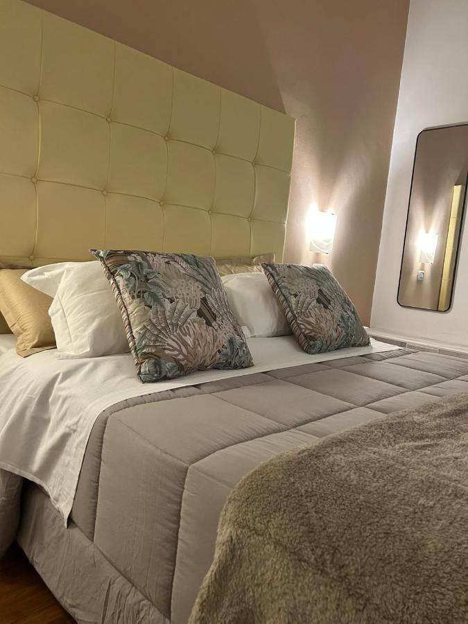 Tiziana'S House Bed & Breakfast Салерно Екстериор снимка
